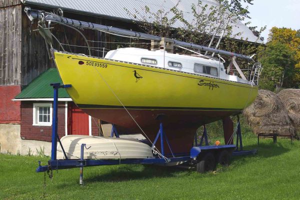  26' Grampian 26 Sloop with Trailer Bow Profile