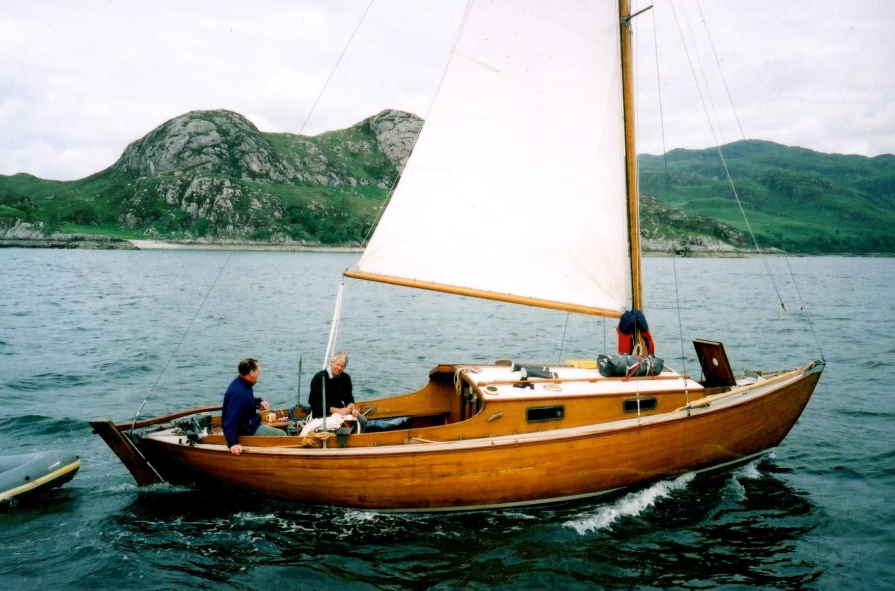 1966 LochFyne Skiff Centreboard Bermudan Sloop Sail Boat For Sale 