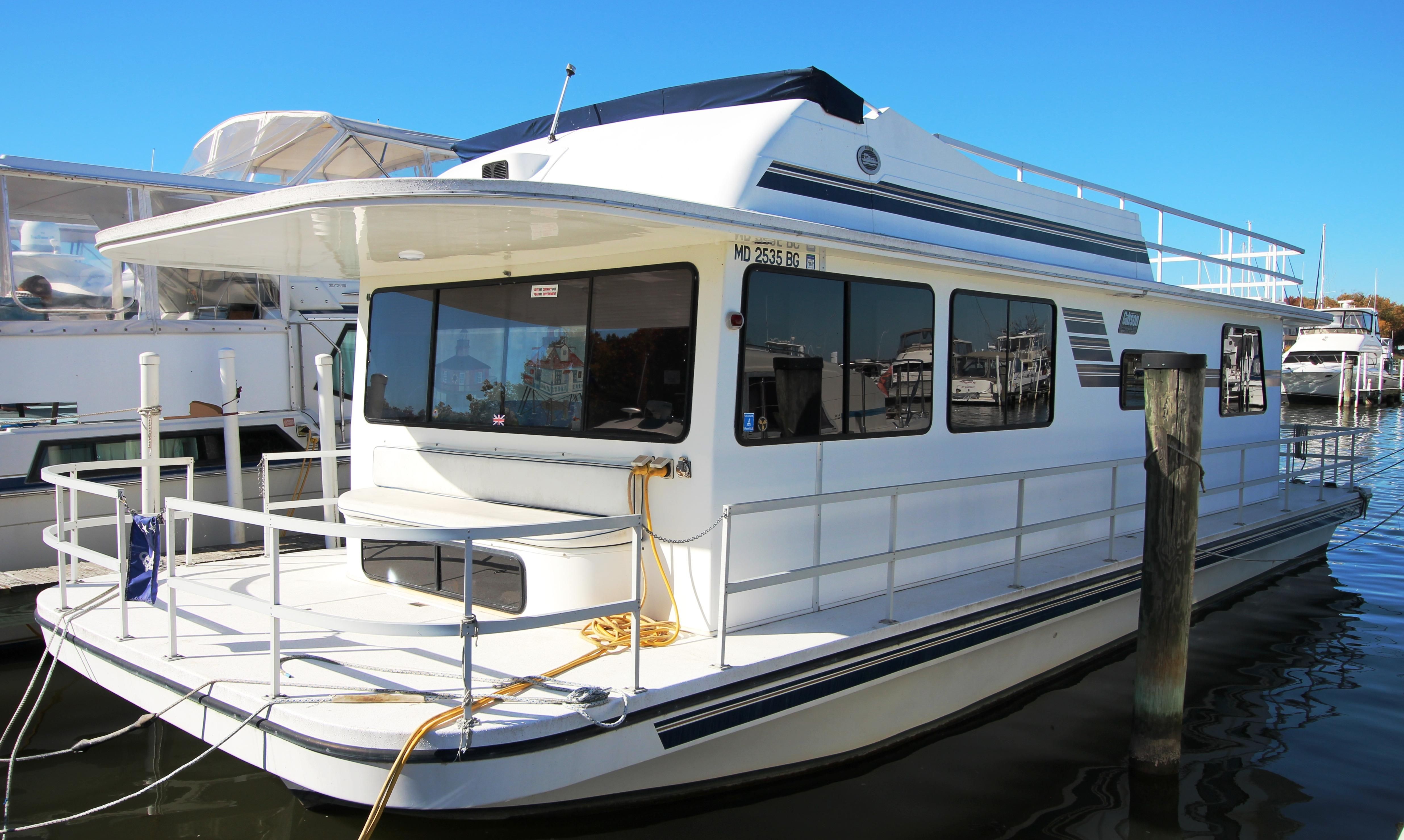 2003 Gibson 44 Executive Diesel Houseboat Power Boat For ...
