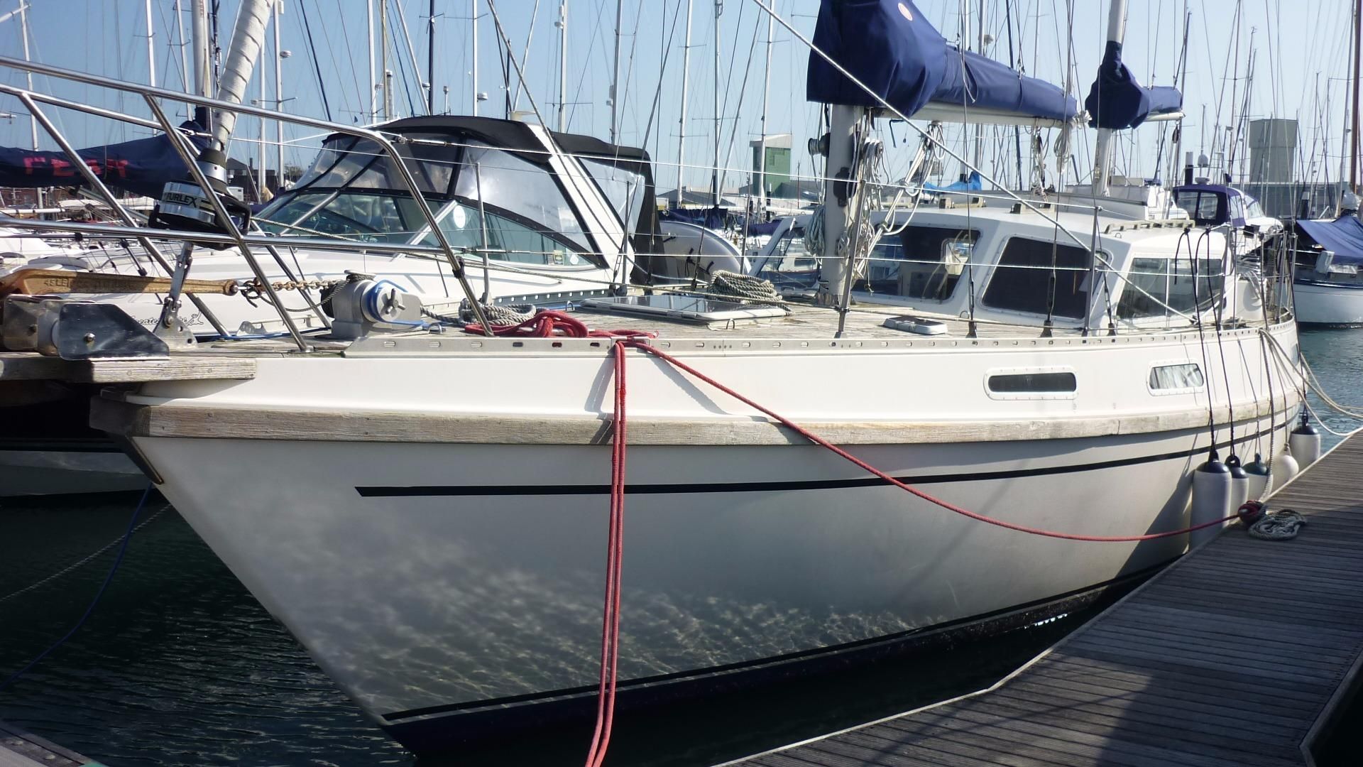 COLVIC VICTOR 40 sailing yacht for sale | De Valk Yacht broker