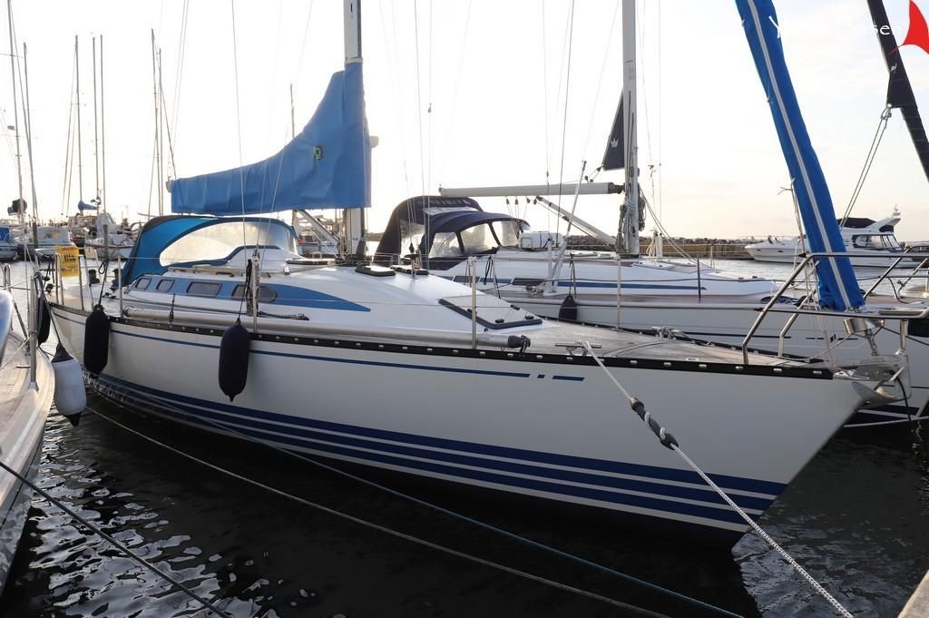x yachts 382 for sale