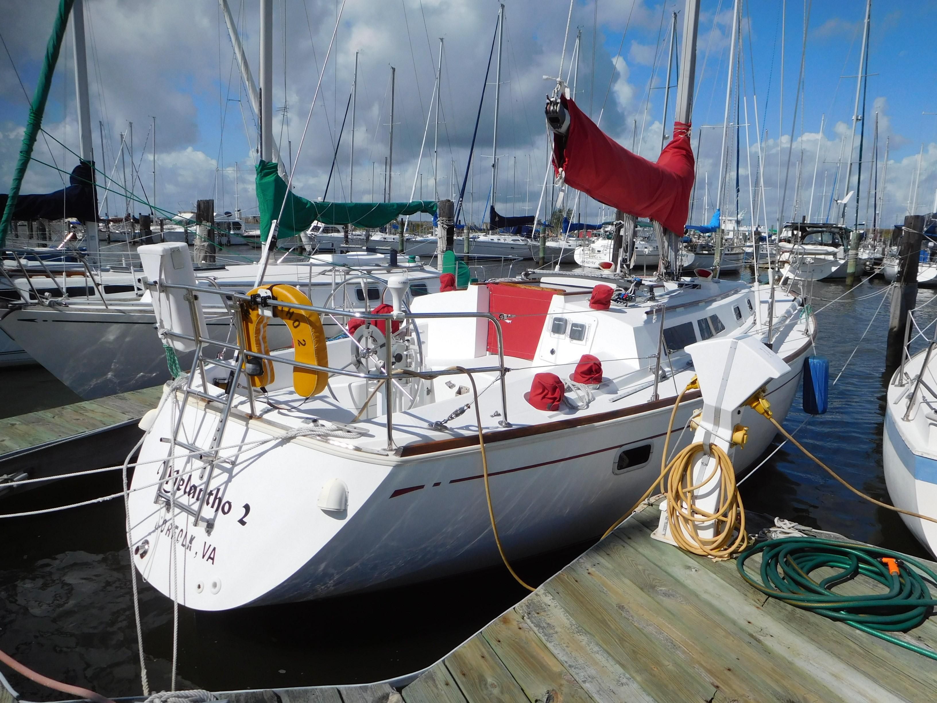 cost of a 33 foot sailboat