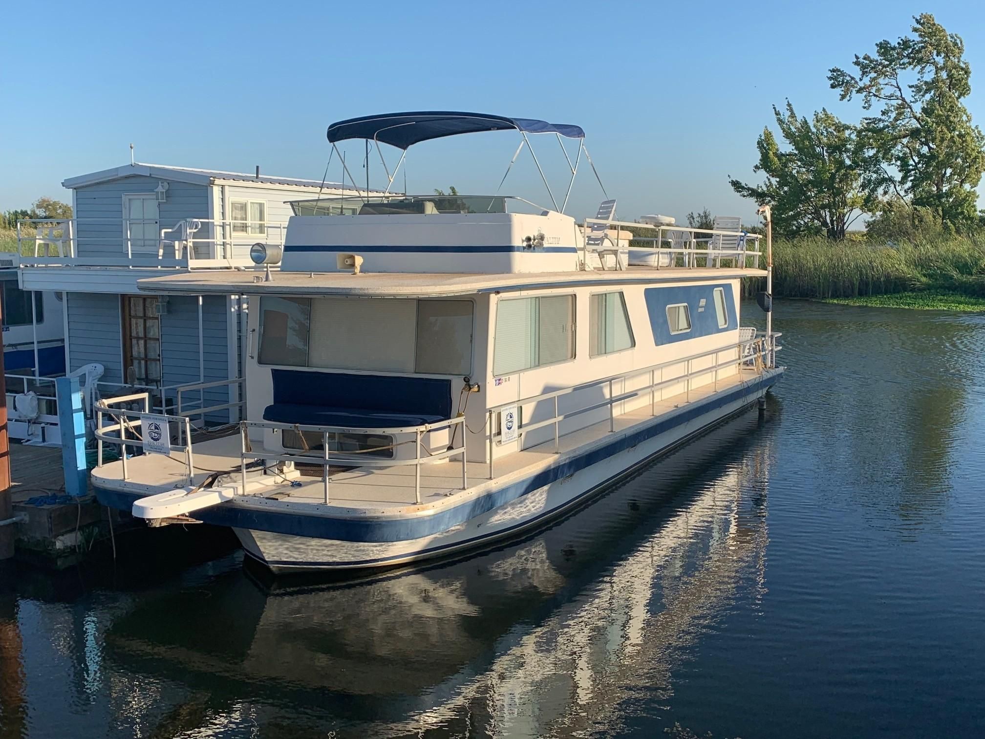 houseboat for sale yachtworld
