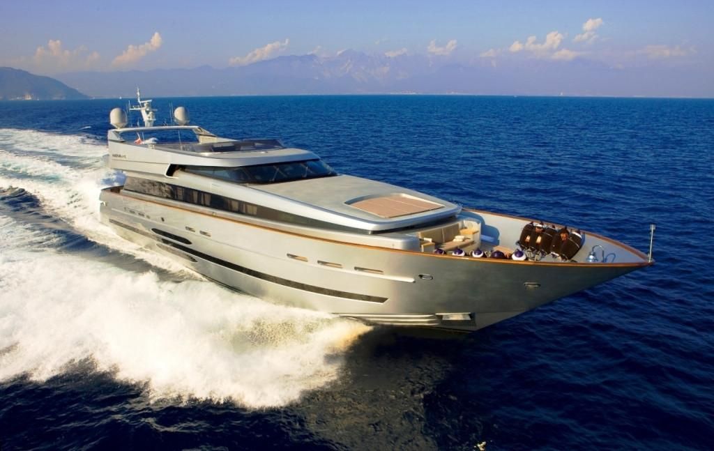 cantieri yacht italiani