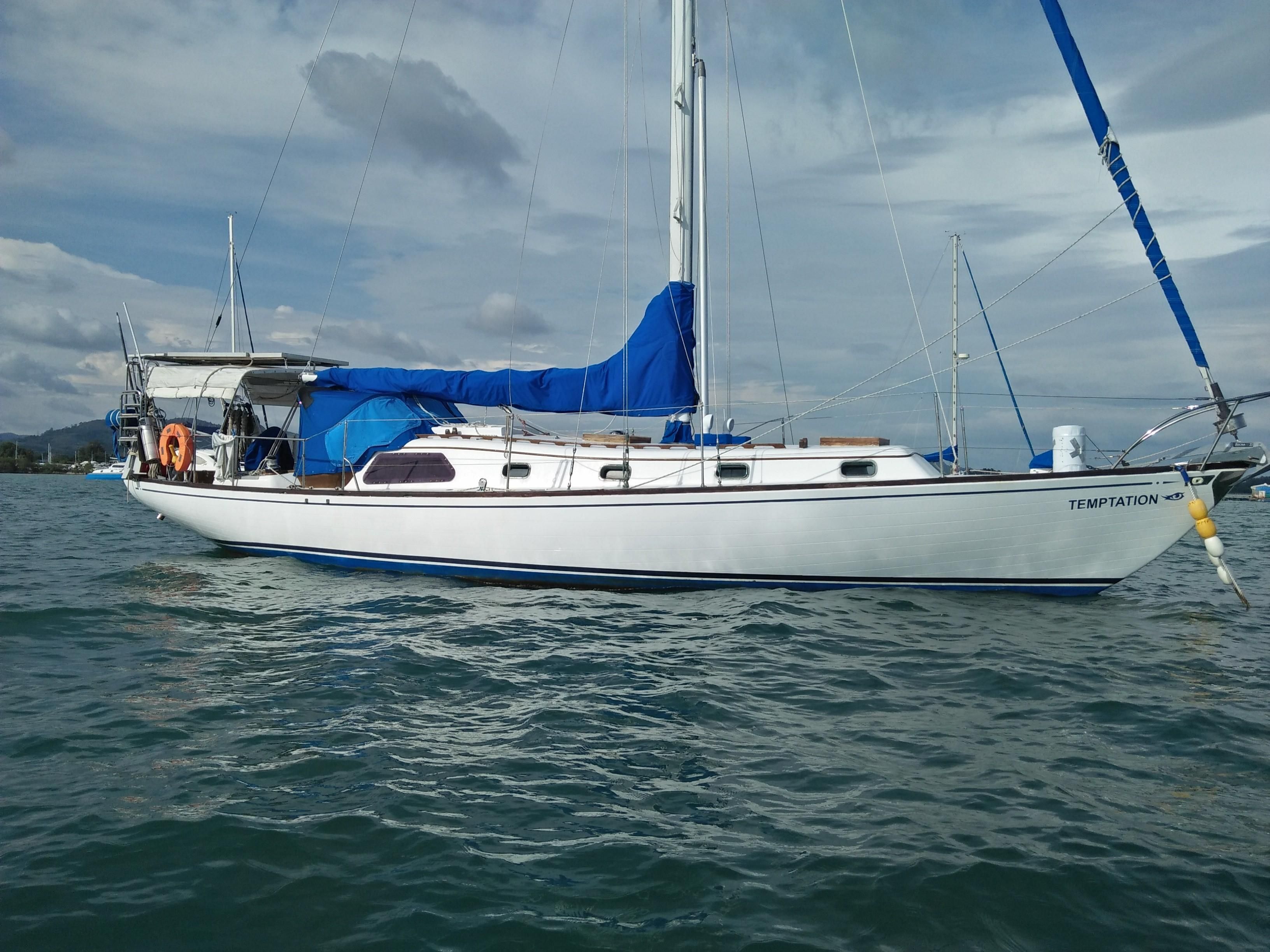 islander 44 sailboat