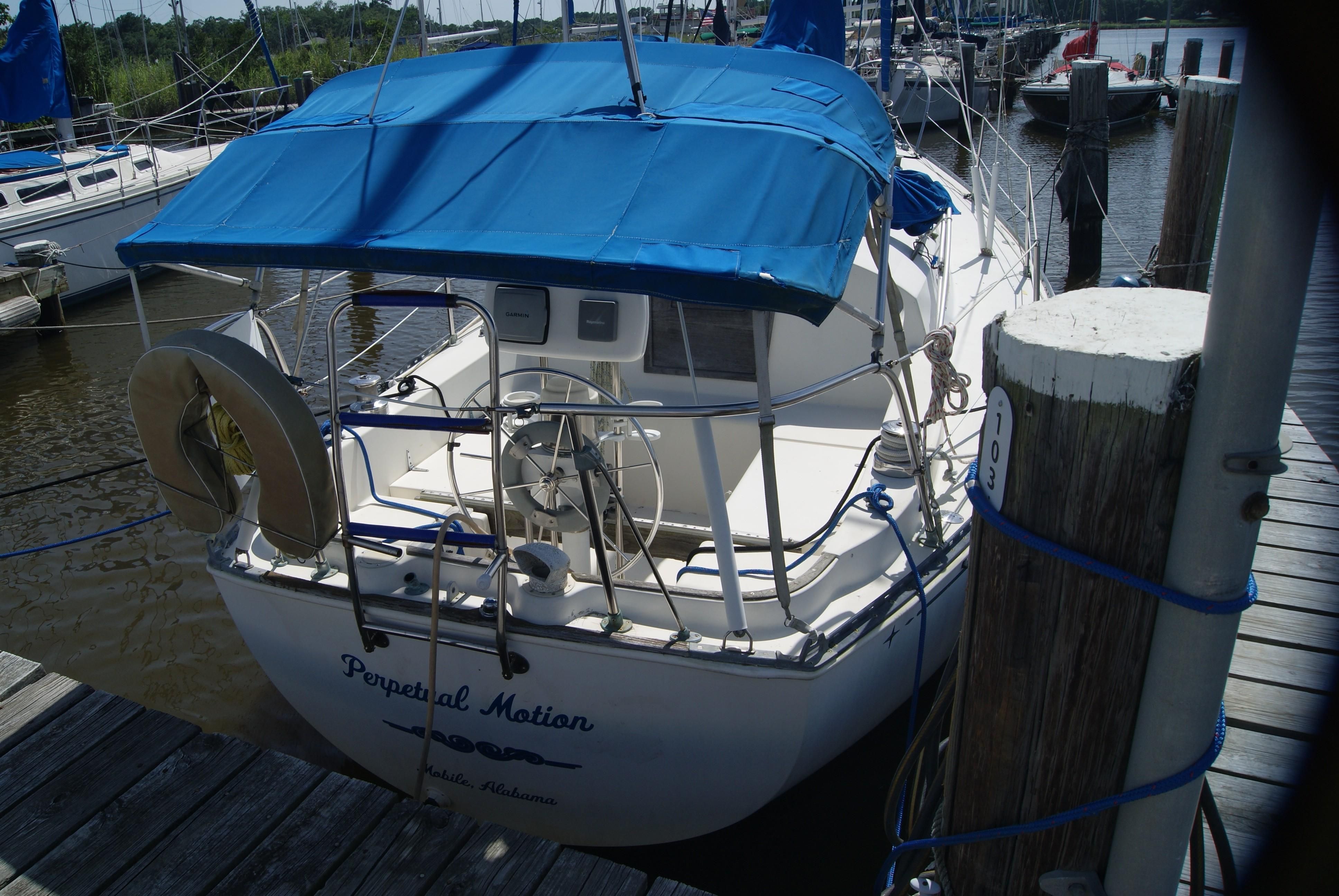 30 ft c&c sailboat for sale