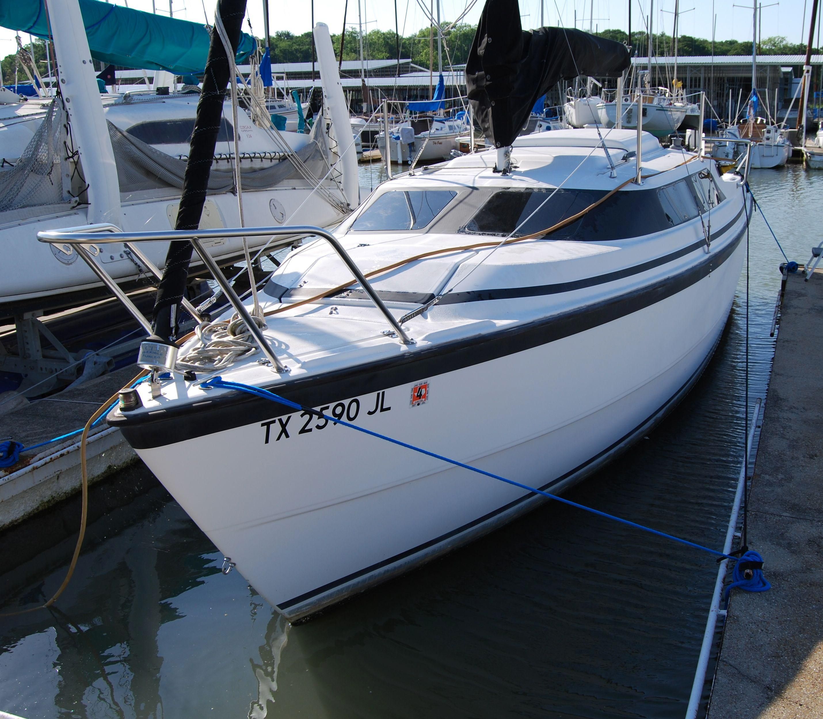 26 ft sailboat for sale