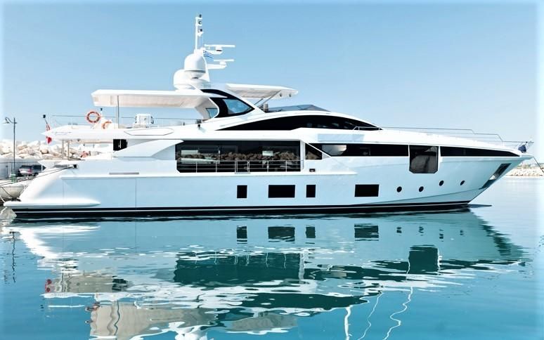 yacht 35 metri prezzo