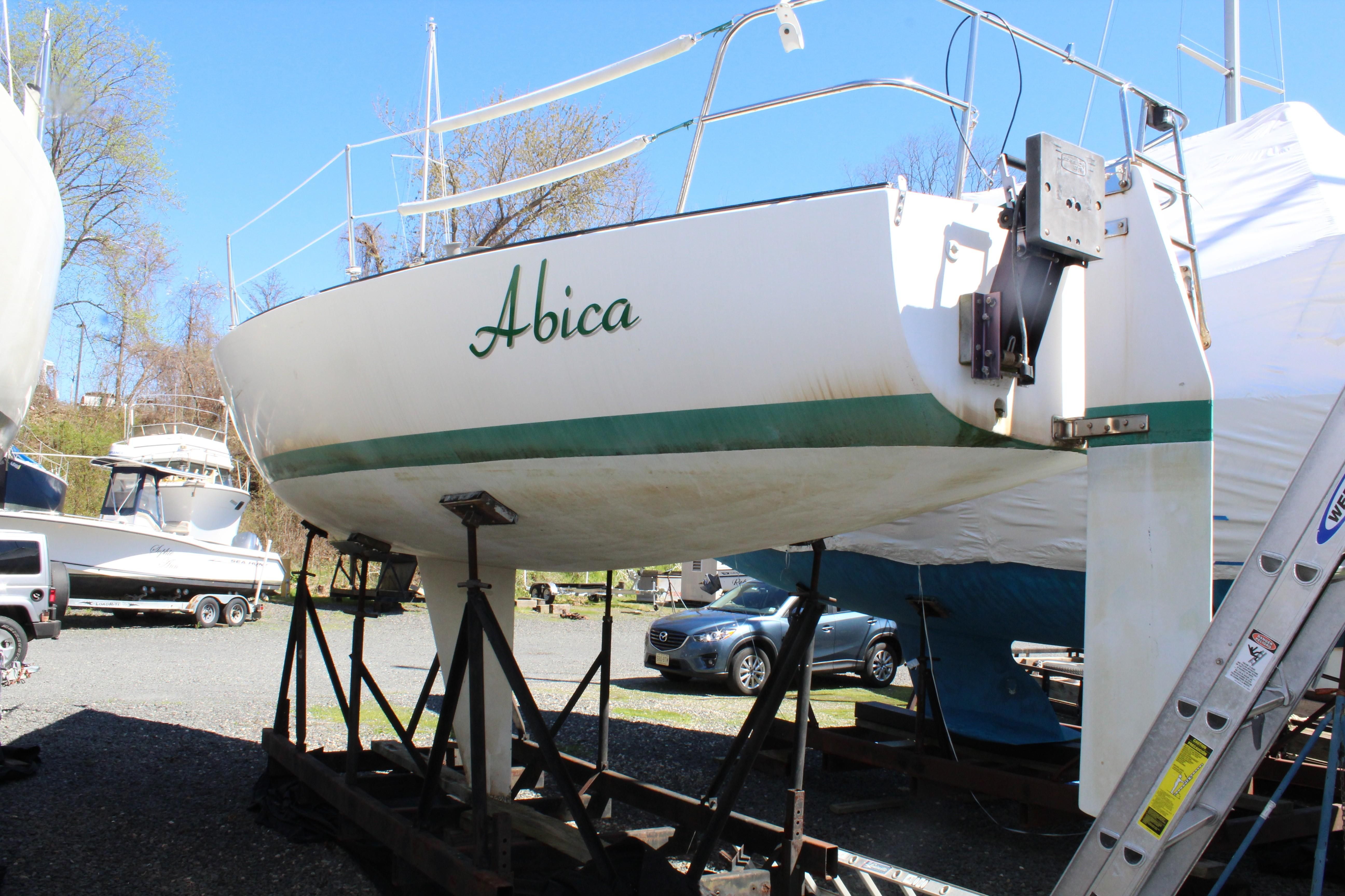 j29 sailboat specifications