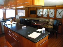 pre-owned hatteras yacht for sale