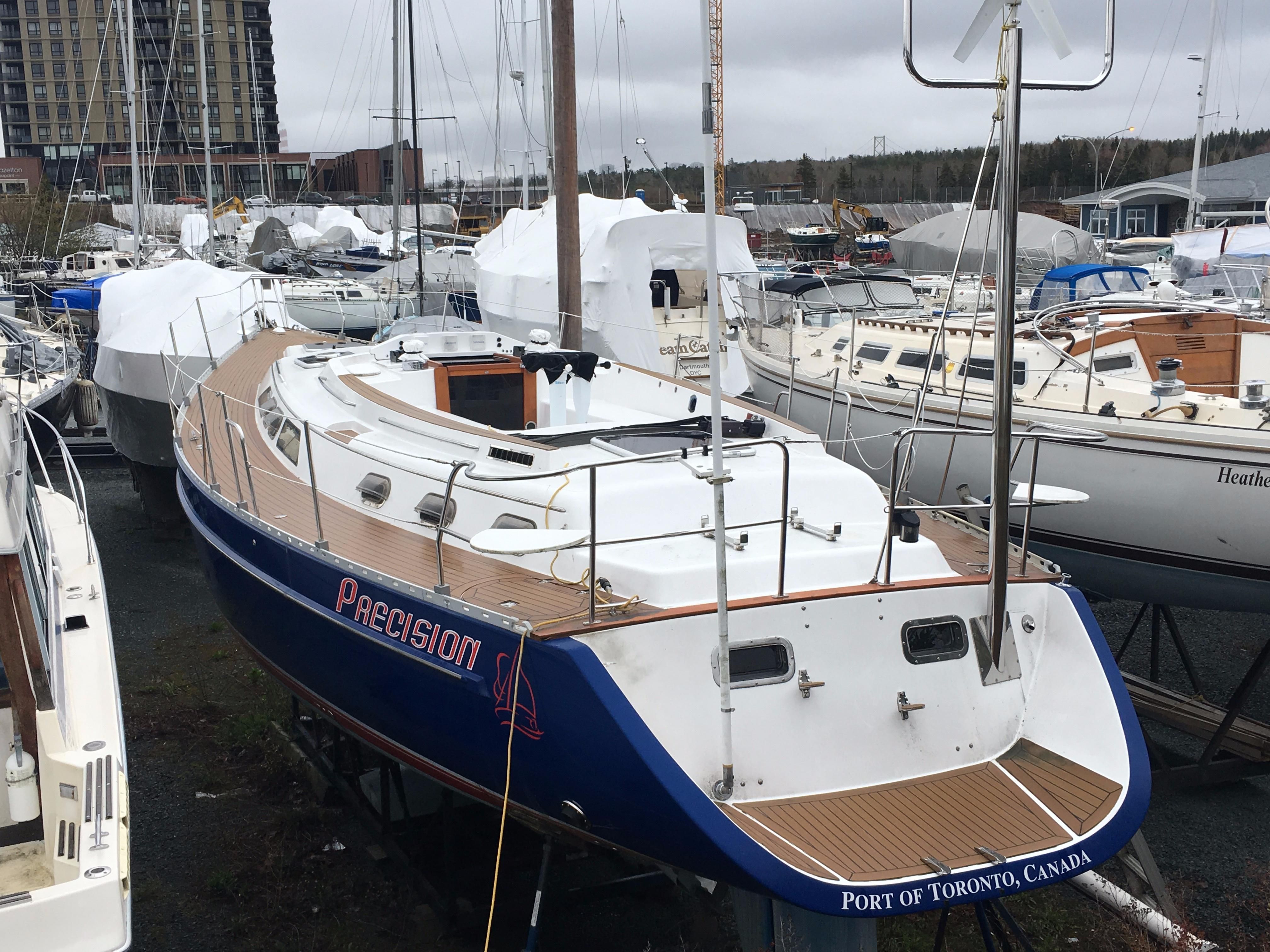centre cockpit sailing yachts for sale