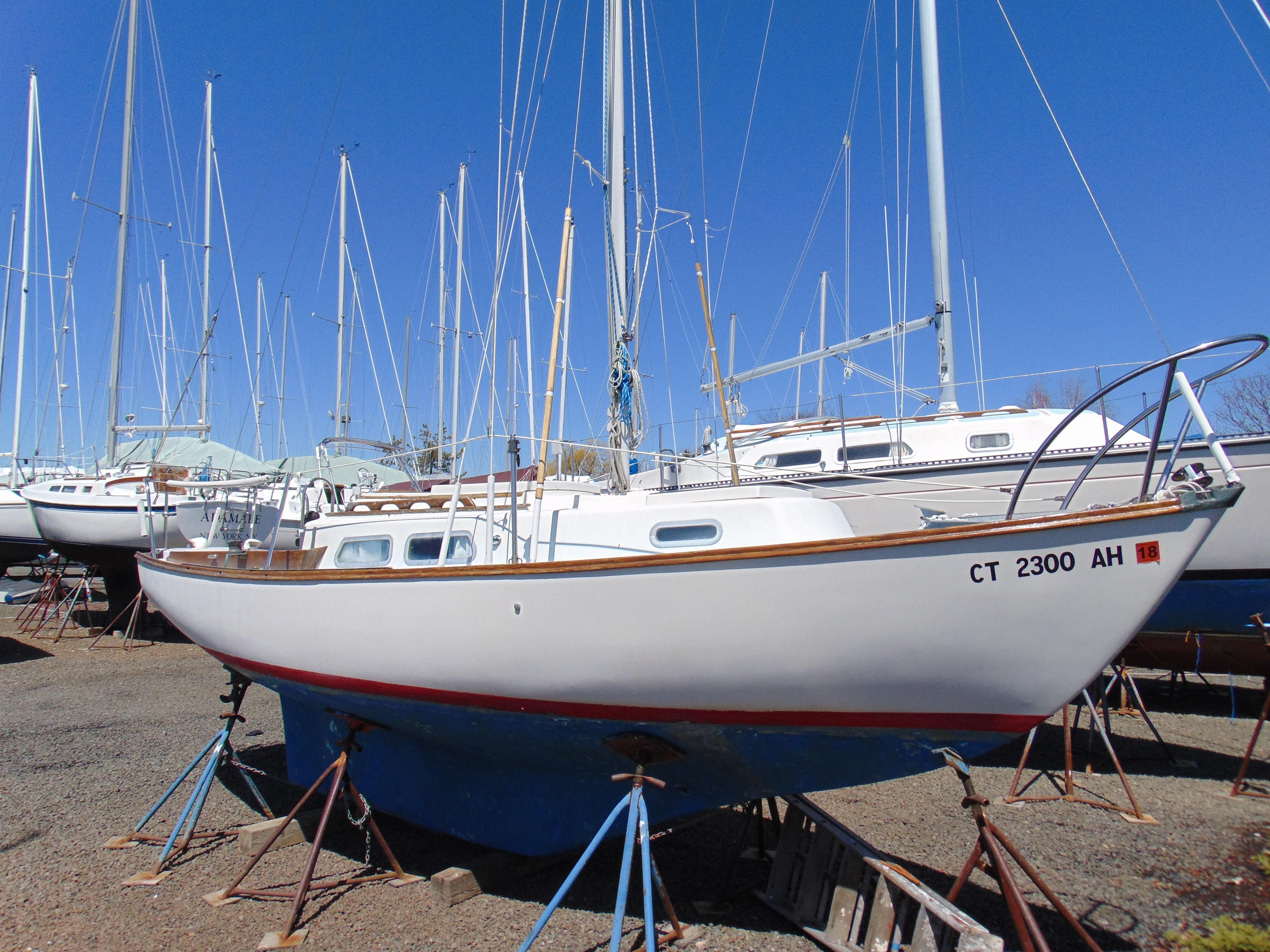 1974 Cape Dory 25 Sail Boat For Sale - www.yachtworld.com