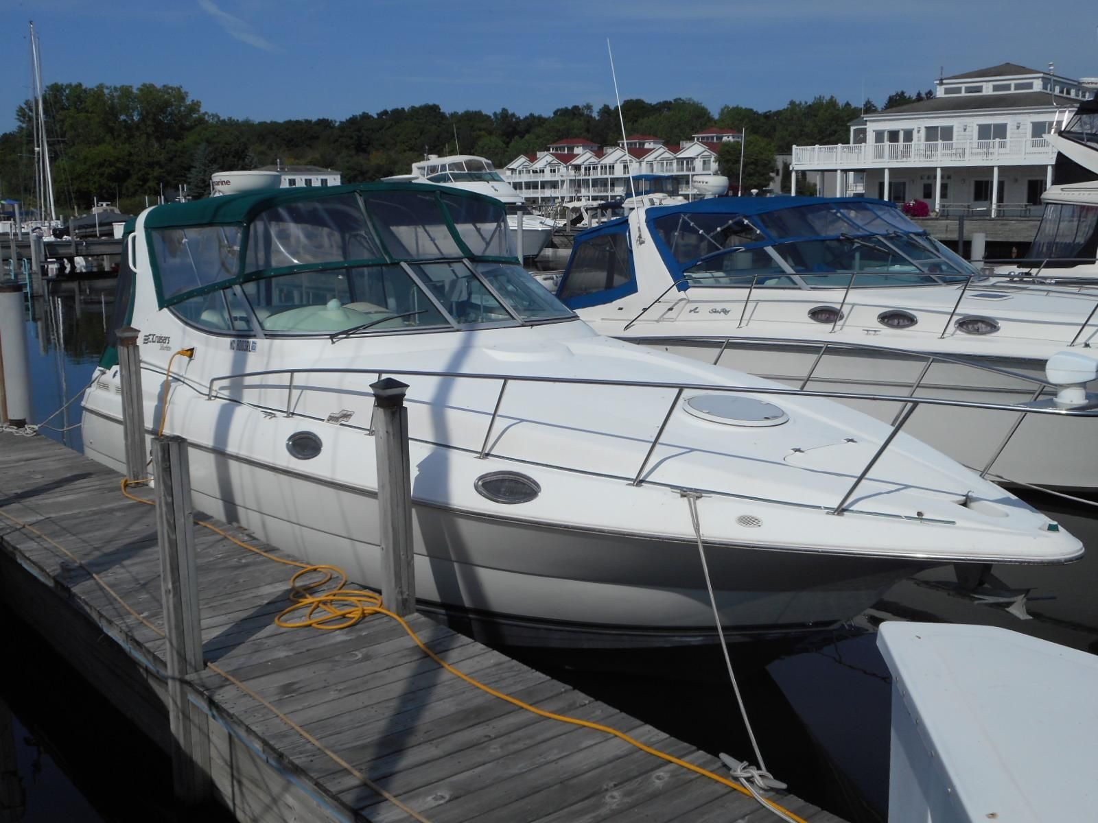 1997 cruisers yachts 3075 rogue power boat for sale - www