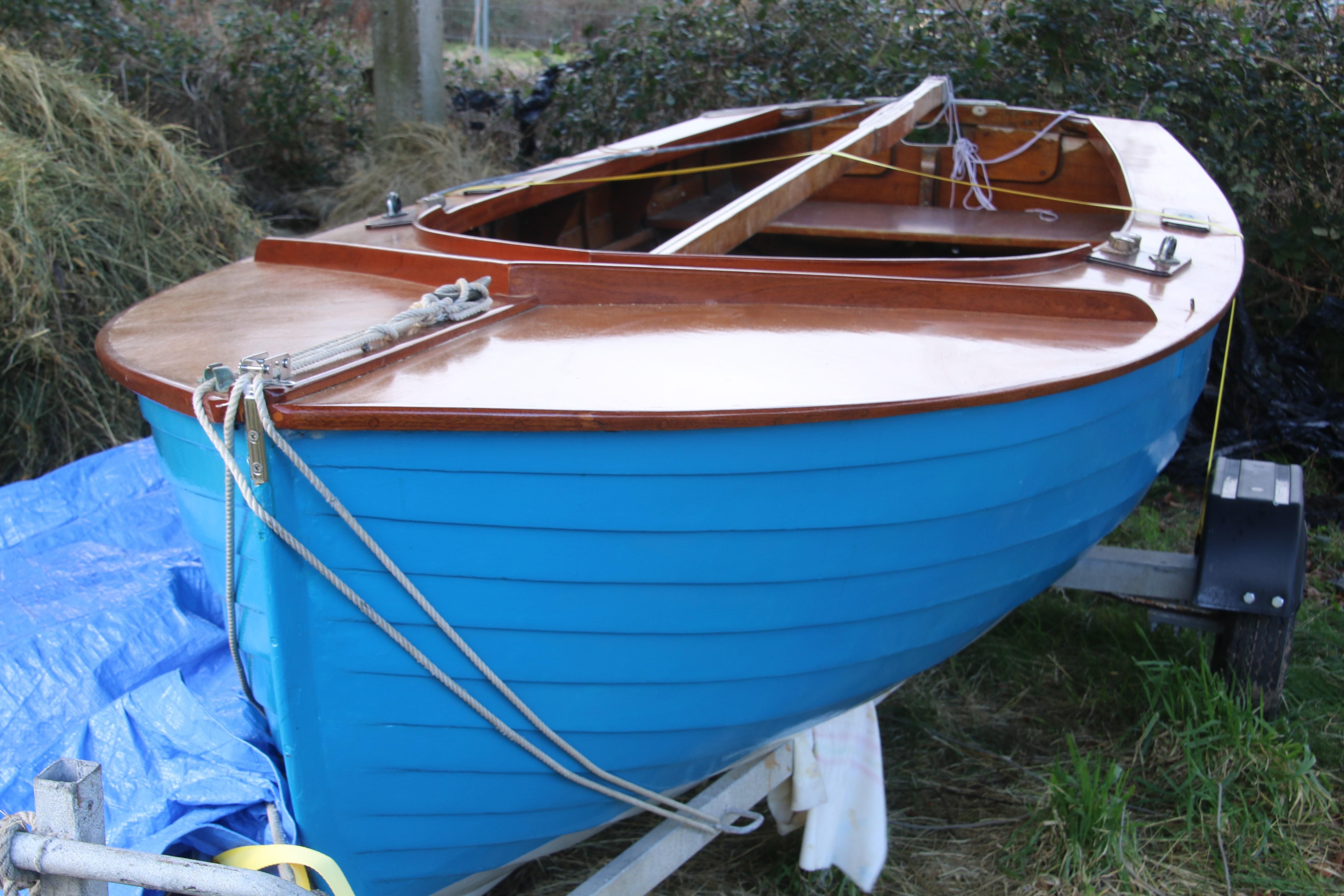 1960 Dinghy Twinkle 12 Daysailer for sale - YachtWorld
