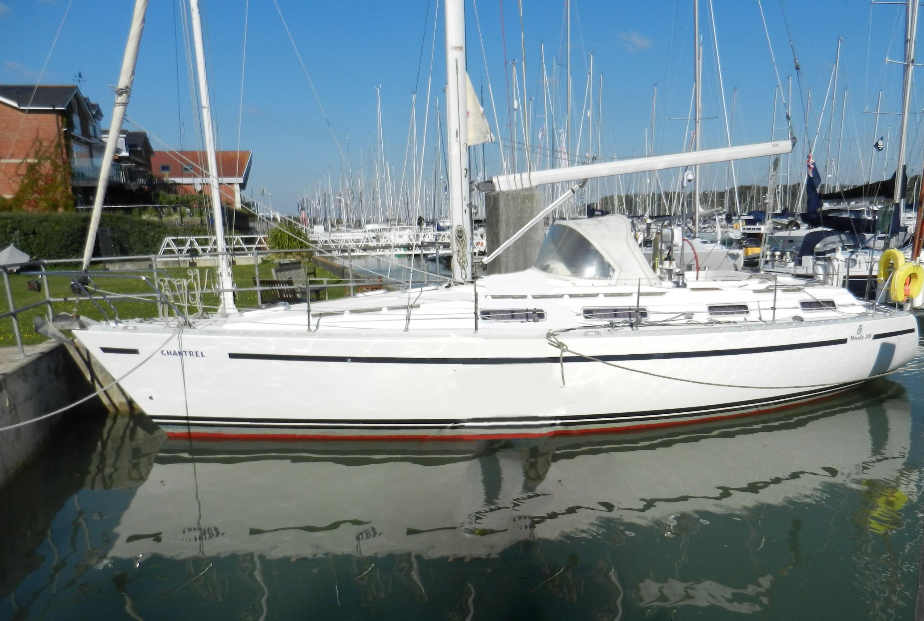 moody 38 cc yacht for sale