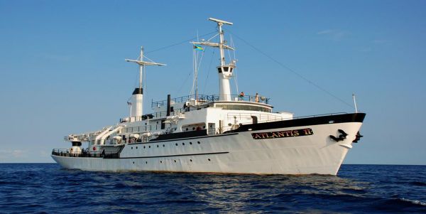 1963 explorer research expedition vessel power boat for