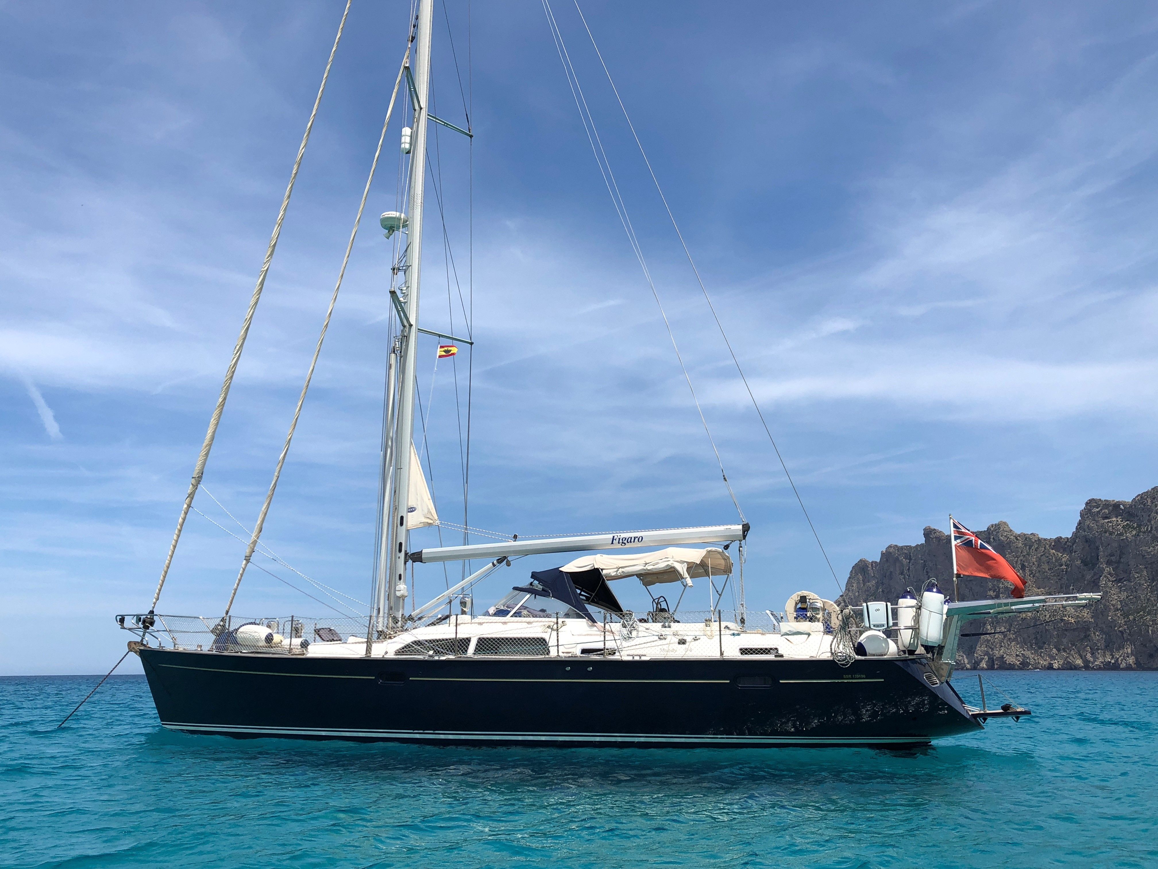 moody 54 yacht for sale