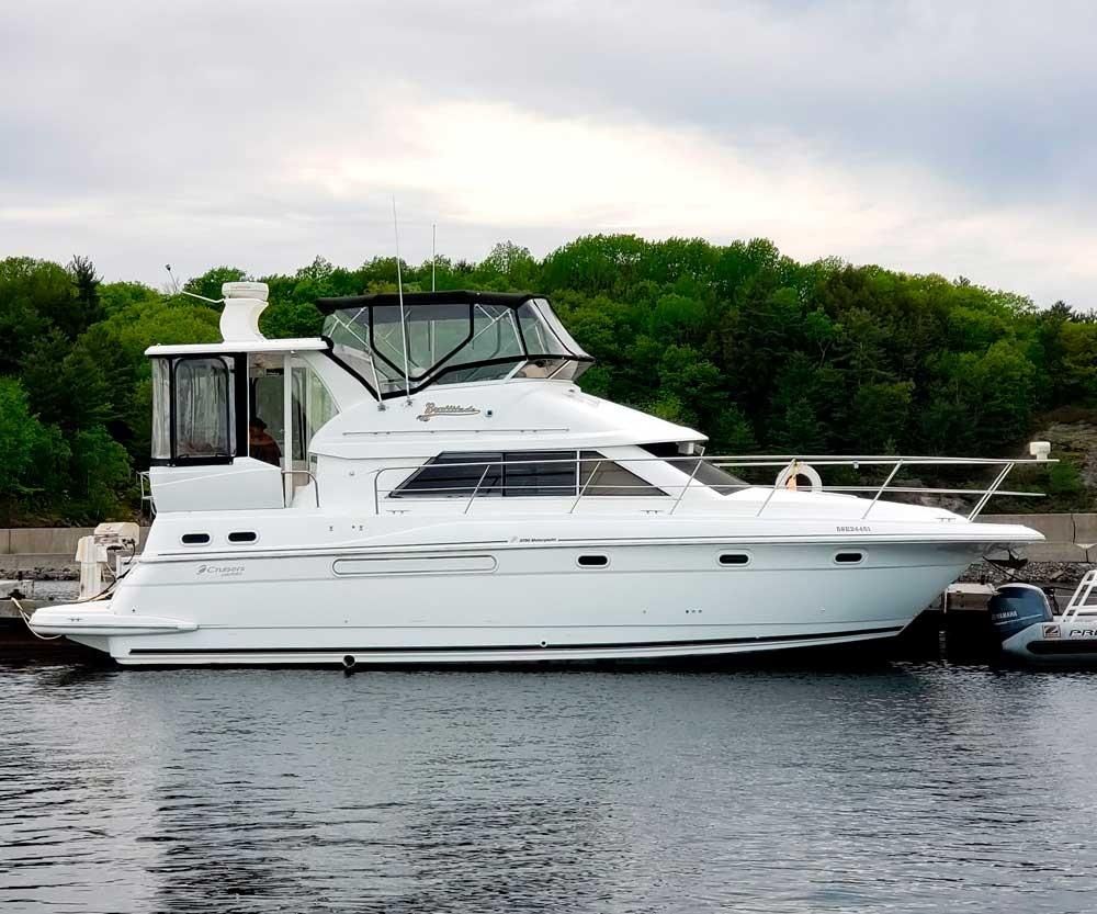 3750 cruiser motor yacht for sale