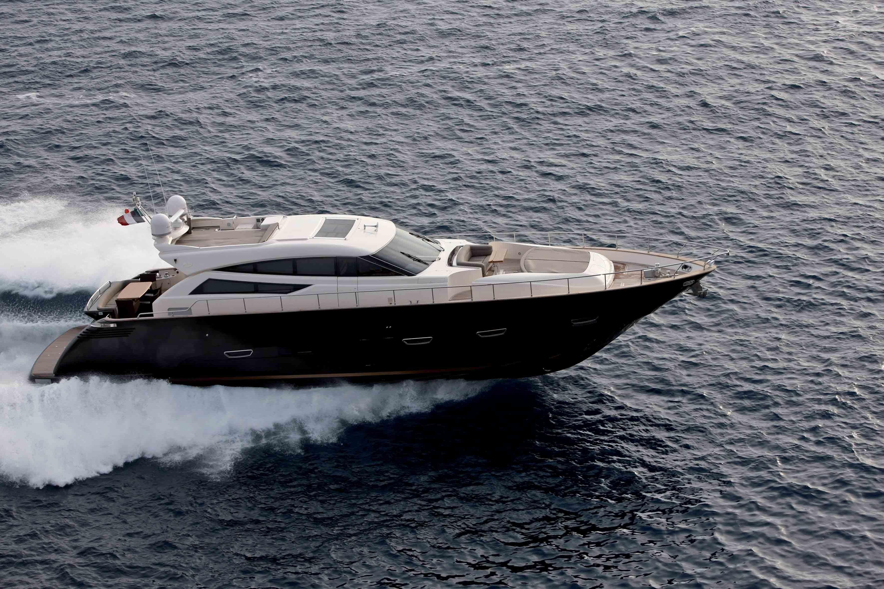 pro yacht cayman
