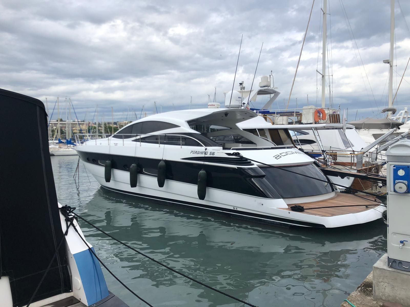 2007 pershing yacht for sale