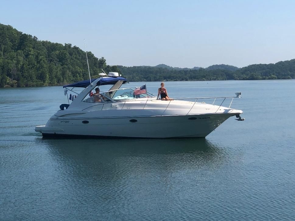 cruisers yachts 340 express review
