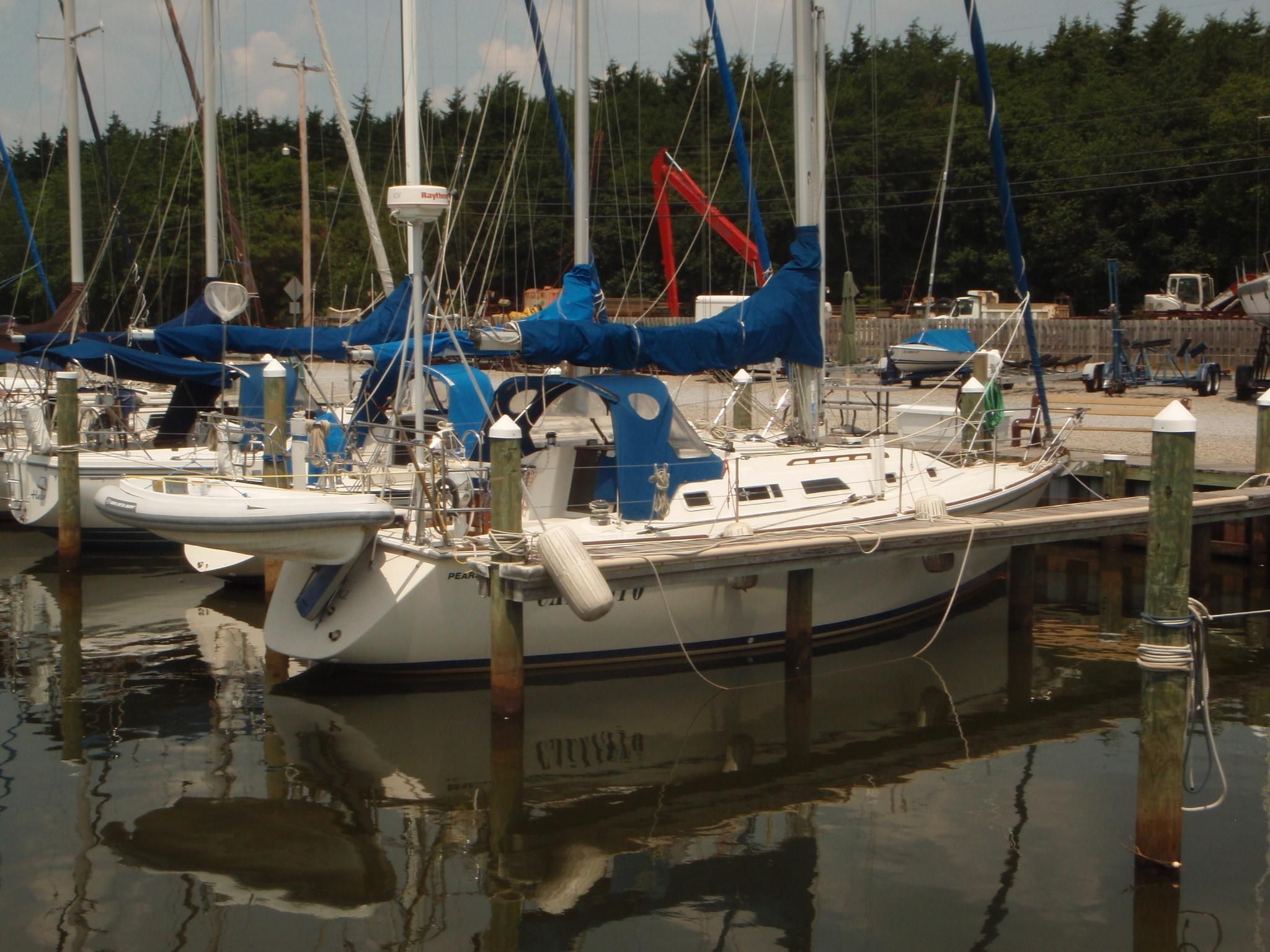 33 pearson sailboat