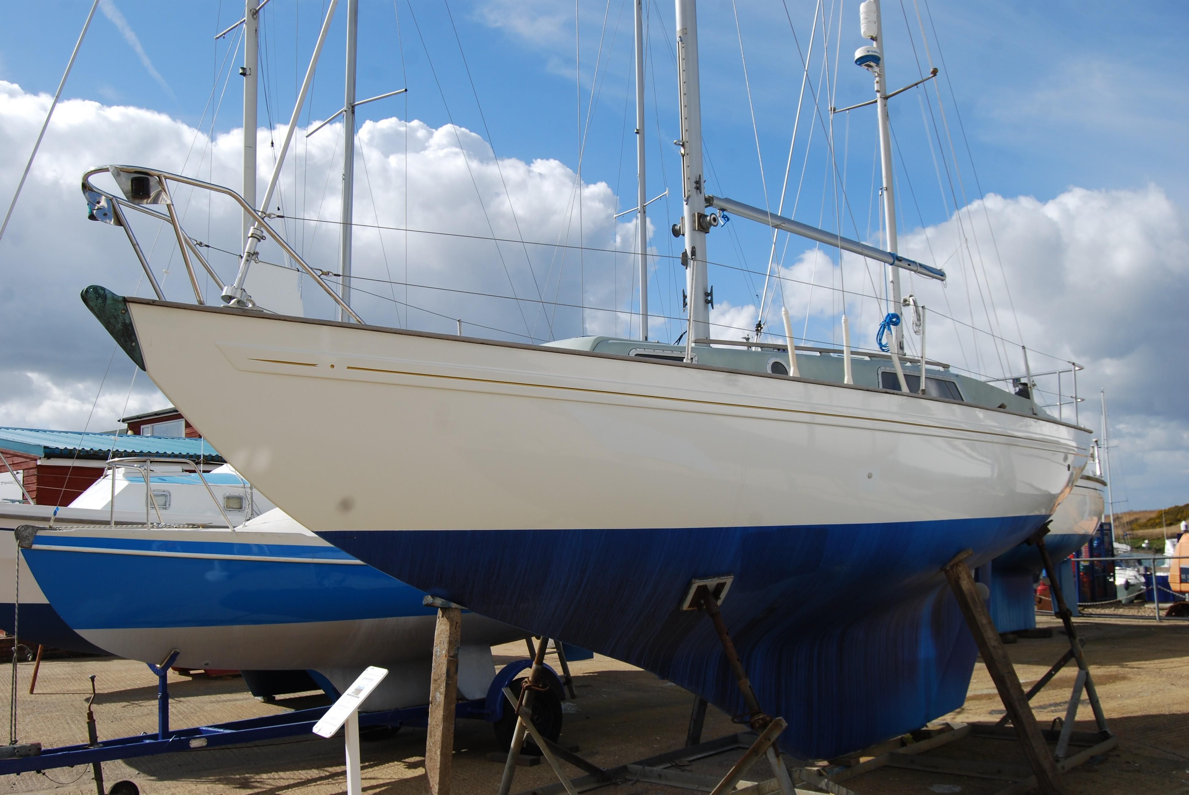 cutlass 27 sailboat