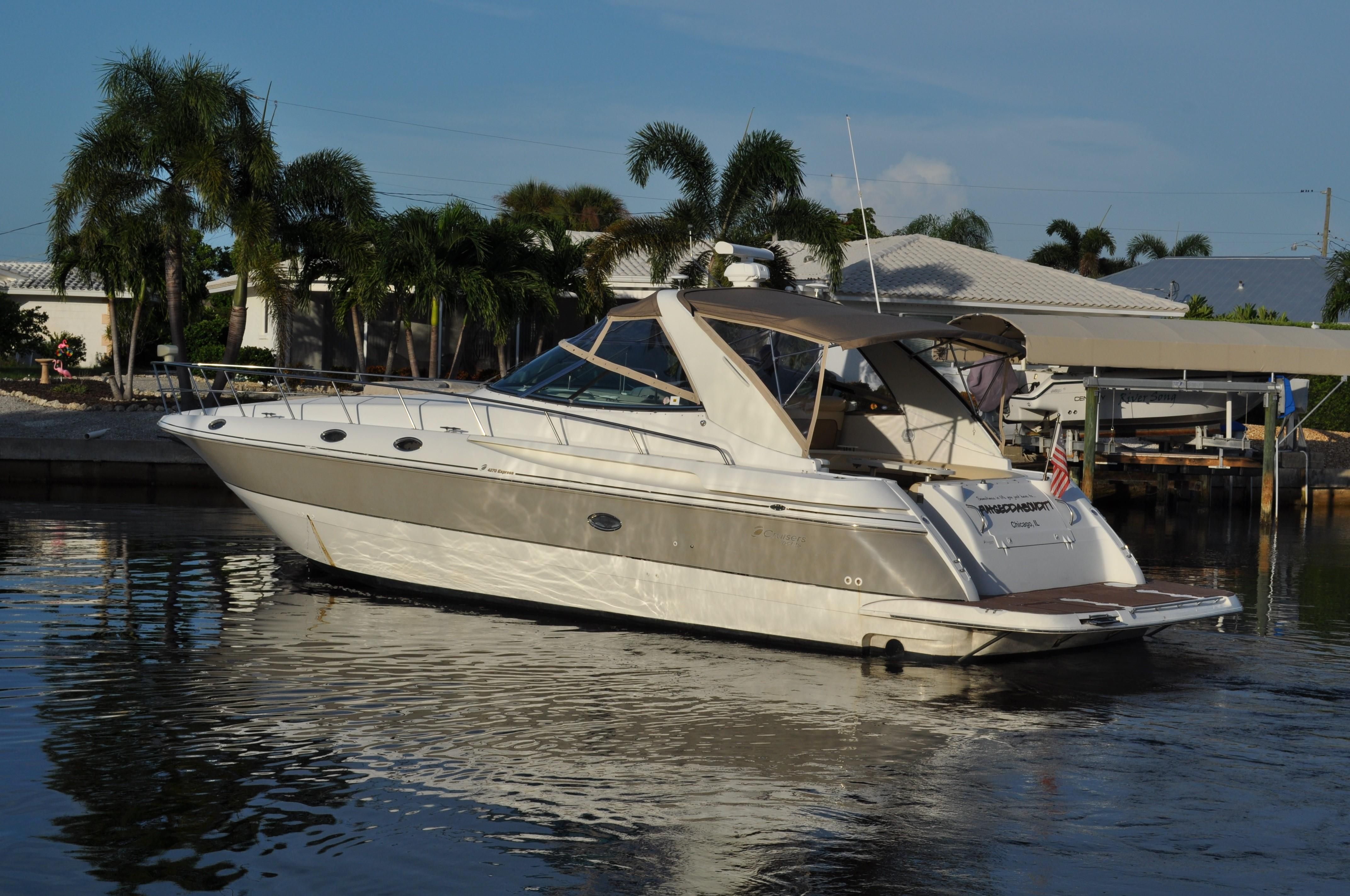 cruisers yachts 4270 for sale