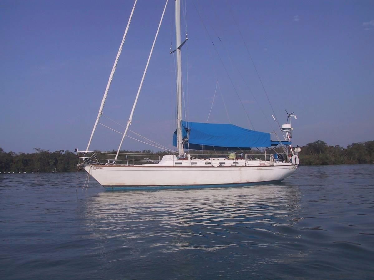tartan 42 sailboat