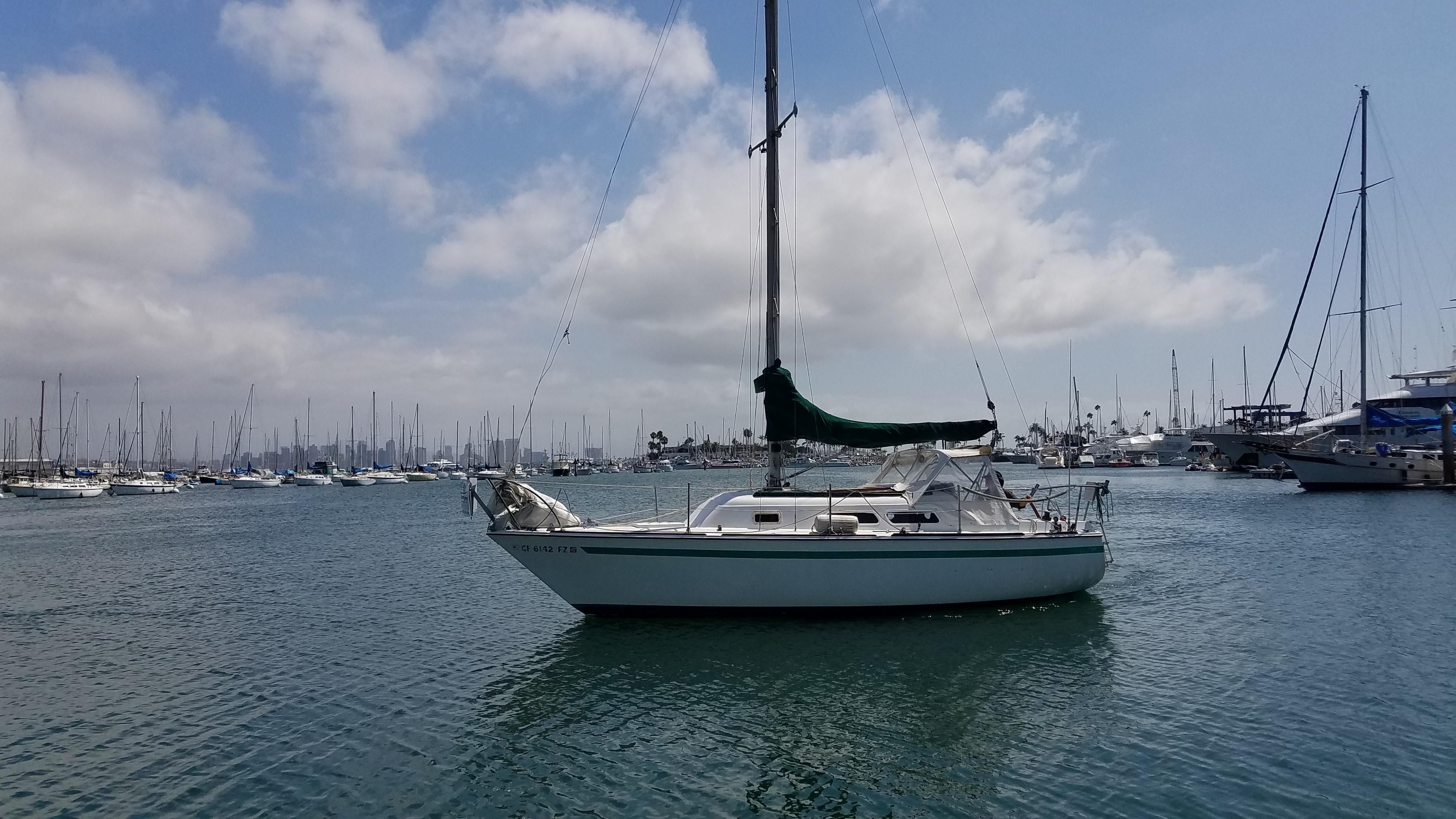 sailboat 27 foot for sale