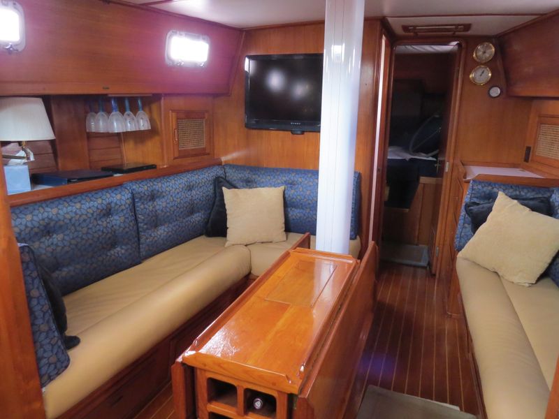 photo of 48' Celestial Bluwater 48