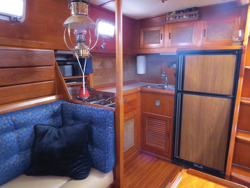 photo of 48' Celestial Bluwater 48